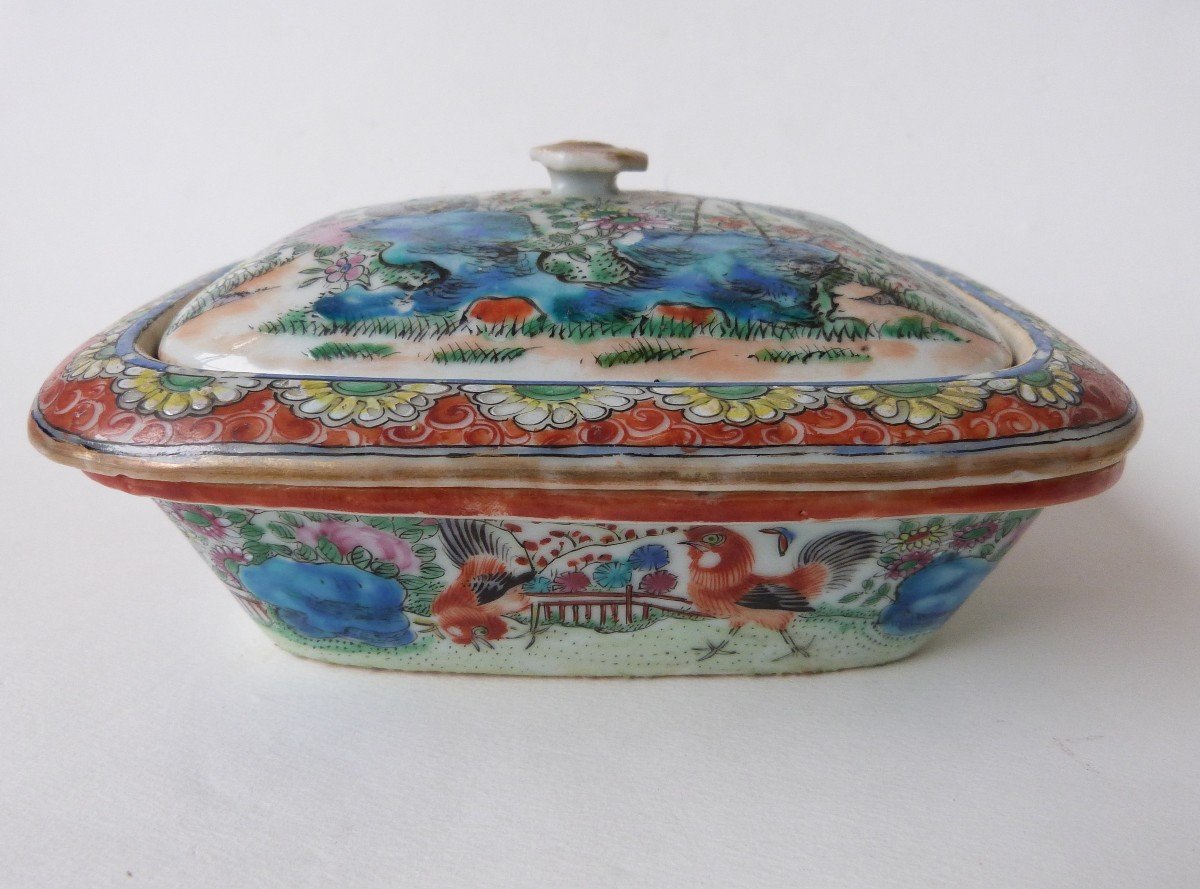 Boite à Savon En Porcelaine De Canton Chine XIXeme Rare Décor Coqs Et Paons -photo-3