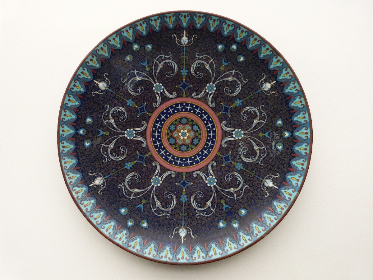 Chinese Cloisonné Enamel Dish, 19th Century 