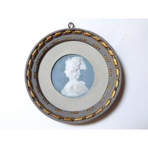 Sèvres Porcelain Biscuit Medallion Profile Of Marie Antoinette By Duvivier 