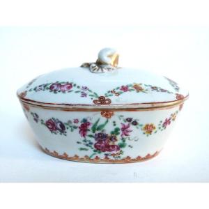 Covered Butter Dish In Chinese Porcelain, 18th Century, East India Company