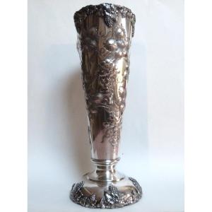 Grand Vase En Métal Argenté Etats Unis XIXeme Décor De Vigne Barbour Silver Co