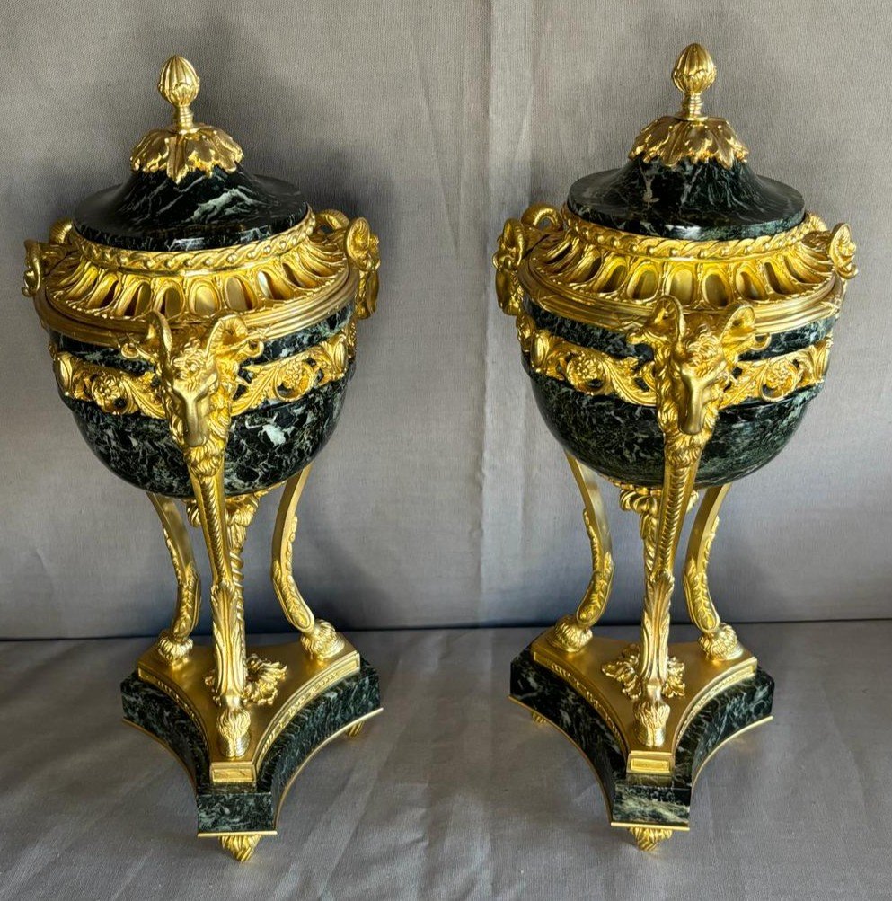 Paire De Cassolettes De Style Louis XVI En Bronze Doré Et Marbre Vert XIXème-photo-3