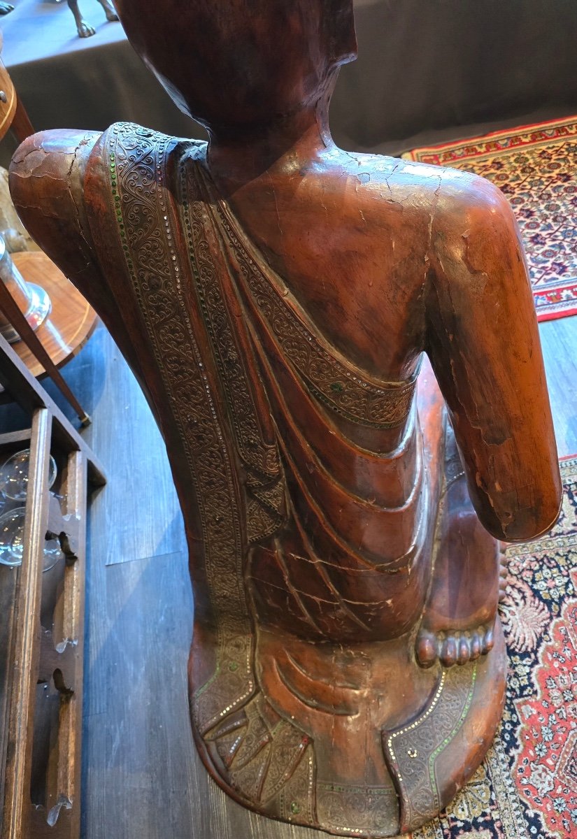 Wooden Kneeling Praying Man-photo-3