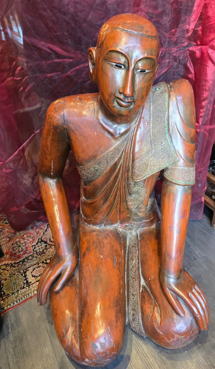 Wooden Kneeling Praying Man