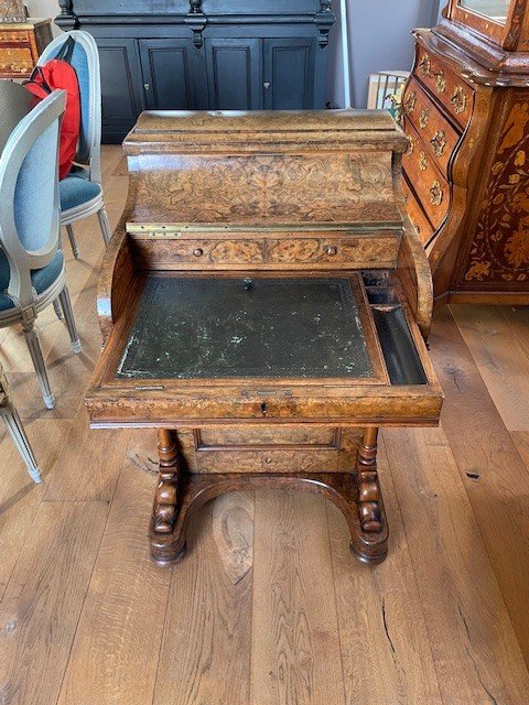 “davenport Pop Up” Desk In Burr Walnut And Ebony Molding-photo-6