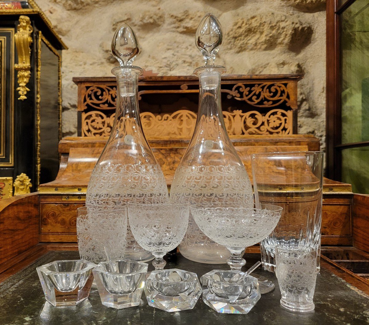 Baccarat Set (45 Pieces + 2 Decanters)