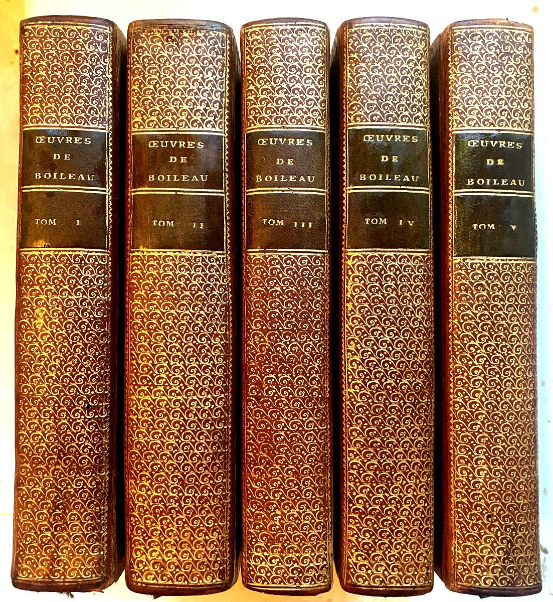 Works Of Nicolas Boileau Despréaux 5 Vol. In8 Bound In Blond Calfskin Back à La Grotesque 1772