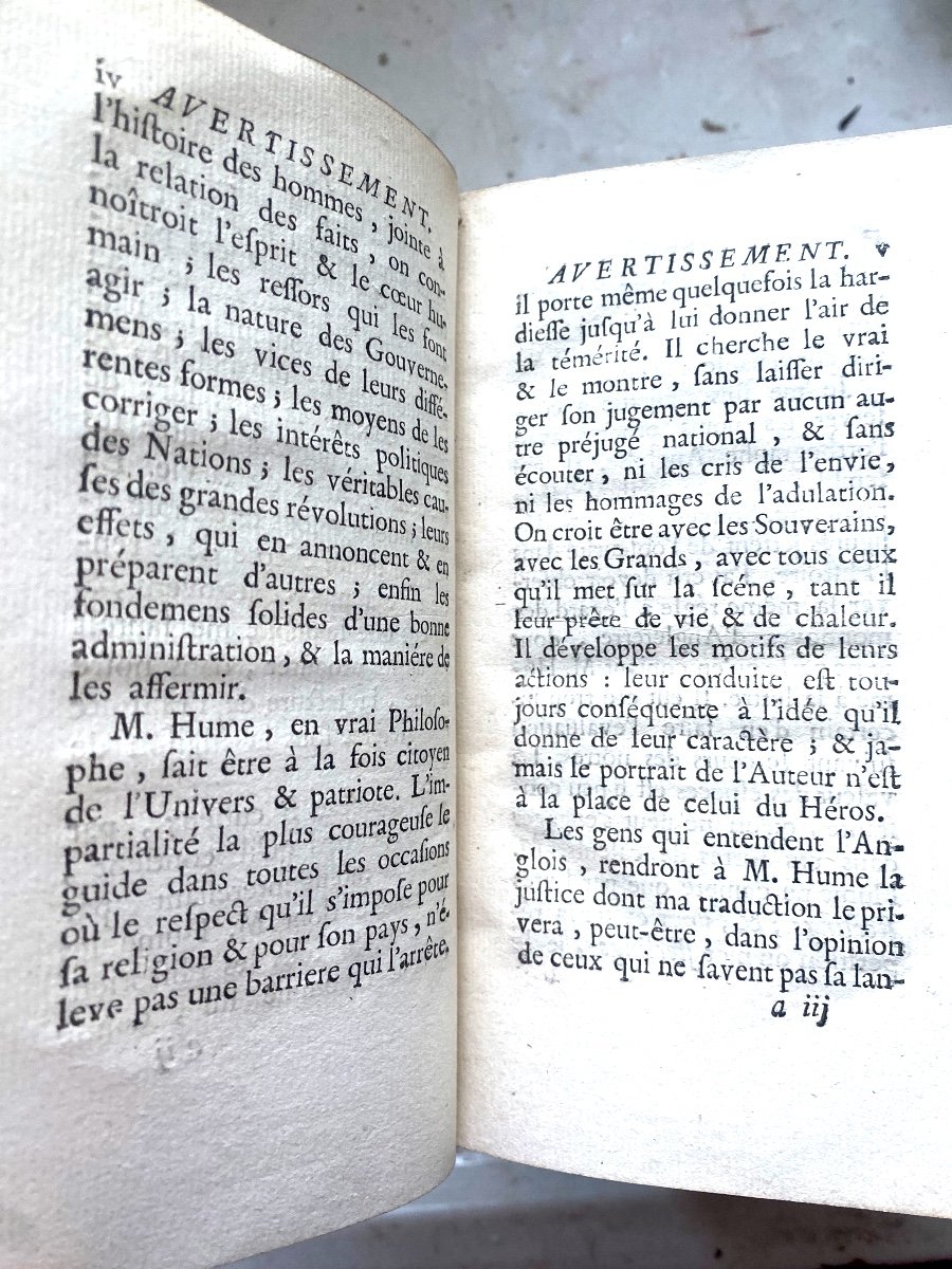 De La Bibliothèque De La Princesse De Condé "Histoire De La Maison De Tudor Par David Hume 1763-photo-3