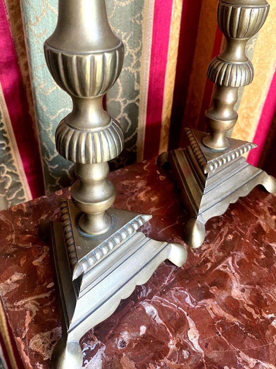 Pair Of Elegant And Sober 19th Century Candlesticks In Patinated Bronze Louis XIII Style -photo-3