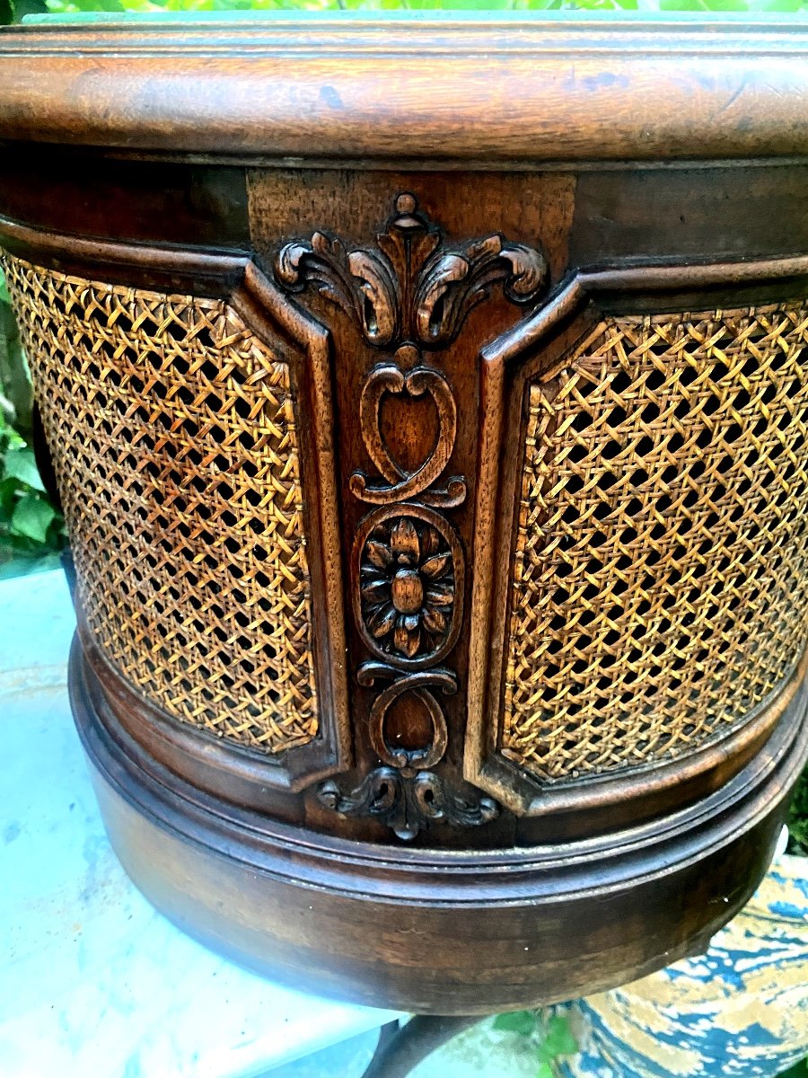 Pair Of Rare And Beautiful Hall Or Living Room Planters, Half-moons In Carved Cane Walnut-photo-2