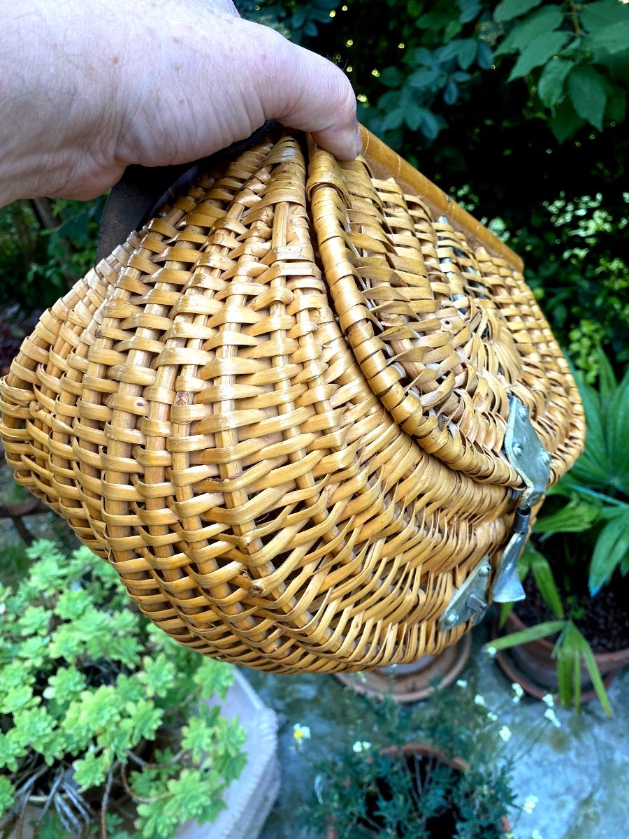 Preserved From Time This Beautiful Fisherman's Bag In Woven Rattan And Turned Wood From The 1930s-photo-2