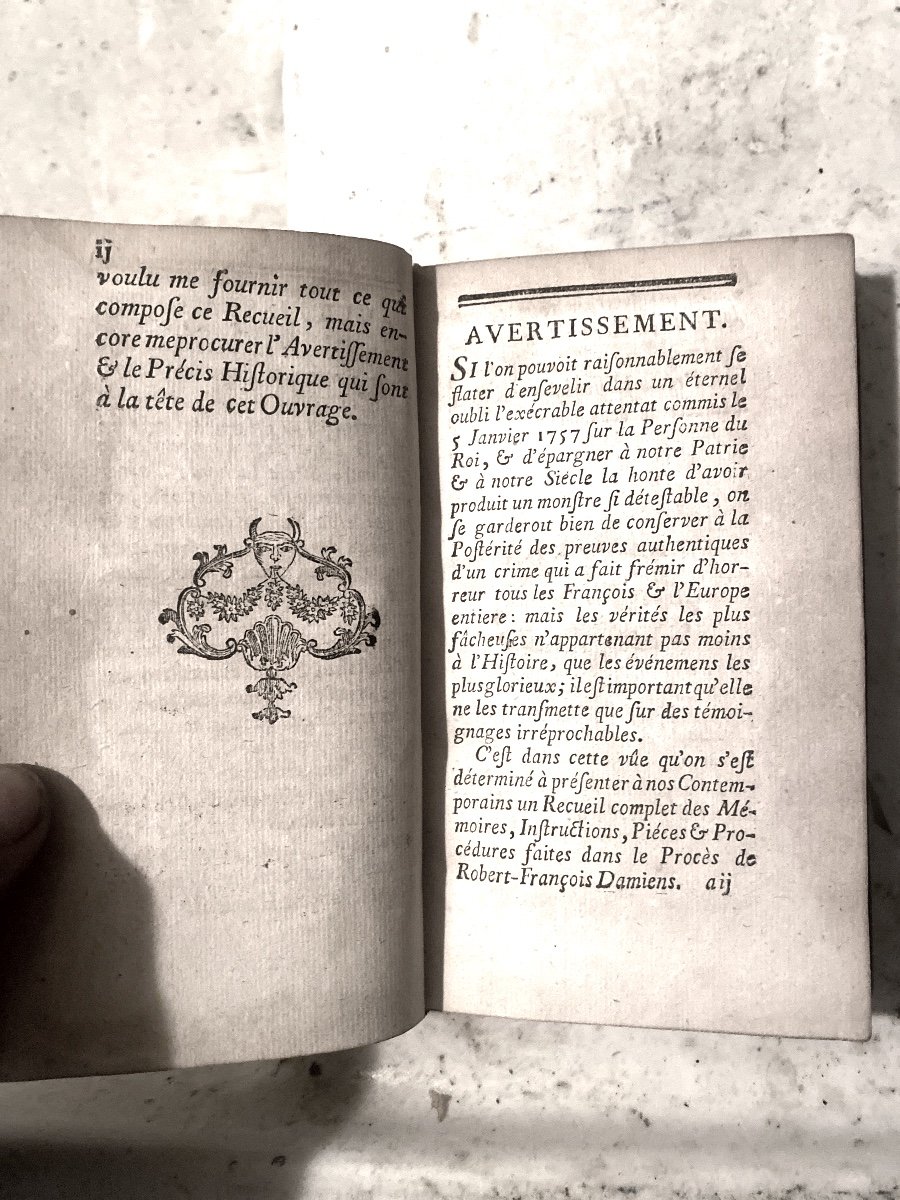  4 Vol. Rare Bel Exemplaire "Pièces Originales & Procédures Du Procès Fait à R.F. Damiens. 1752-photo-3