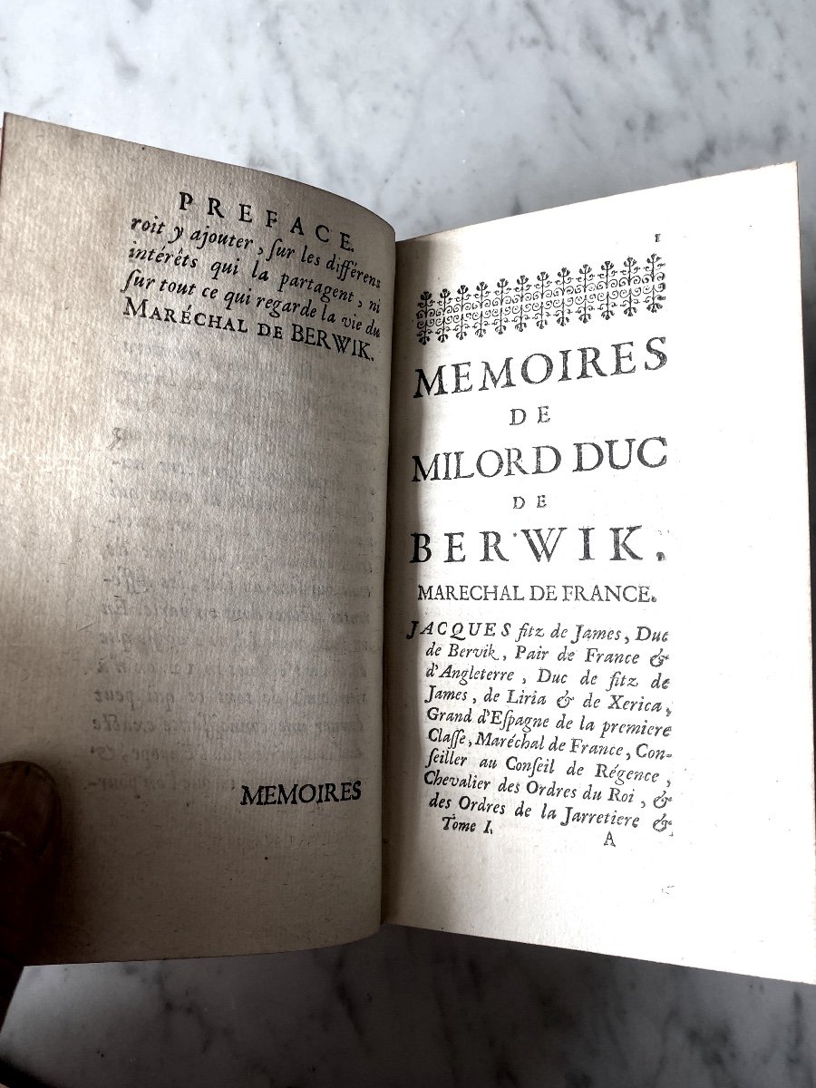 Belle édition ,deux Volumes In 12 . A Londres 1738 "mémoires Du Maréchal De Berwick Duc Et Pair-photo-4