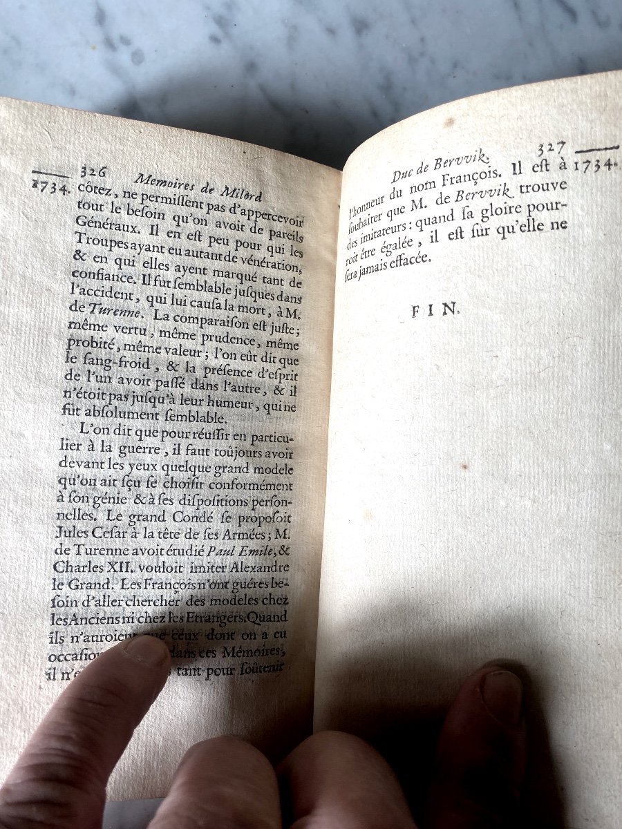 Belle édition ,deux Volumes In 12 . A Londres 1738 "mémoires Du Maréchal De Berwick Duc Et Pair-photo-8