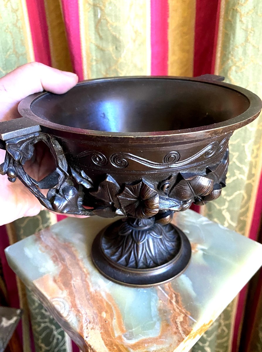 Remarkable Large Corinthian Living Room Column In Green Veined Onyx And Its Beautiful Bronze Cup-photo-3