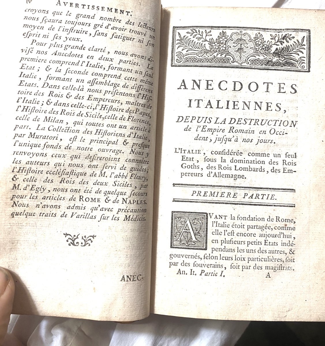 Beautiful Copy In 12 "italian Anecdotes Since The Destruction Of The Roman Empire" 1769. Paris-photo-2