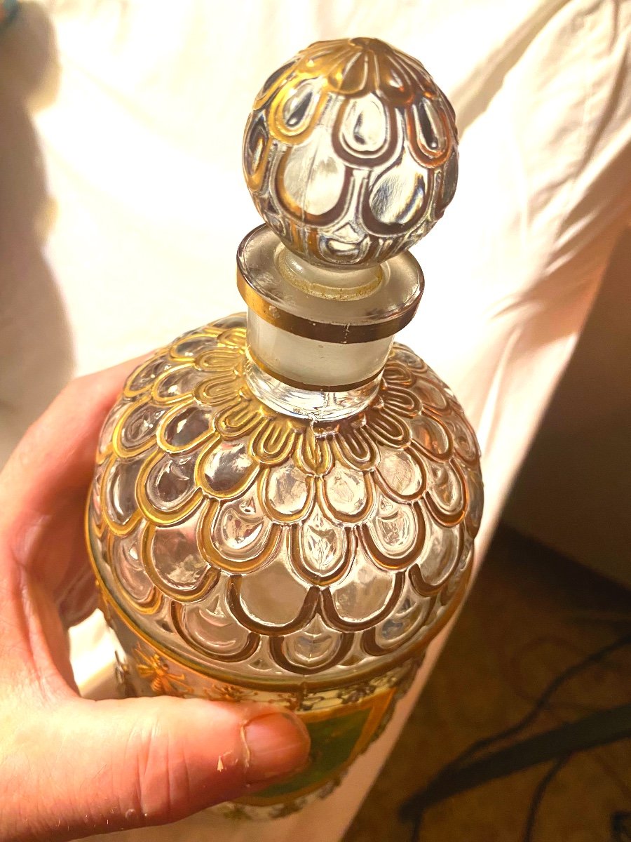 Grand Flacon de Guerlain étiqueté  "Eau De Cologne Impériale", avec abeilles à l'Or  Années 70-photo-3