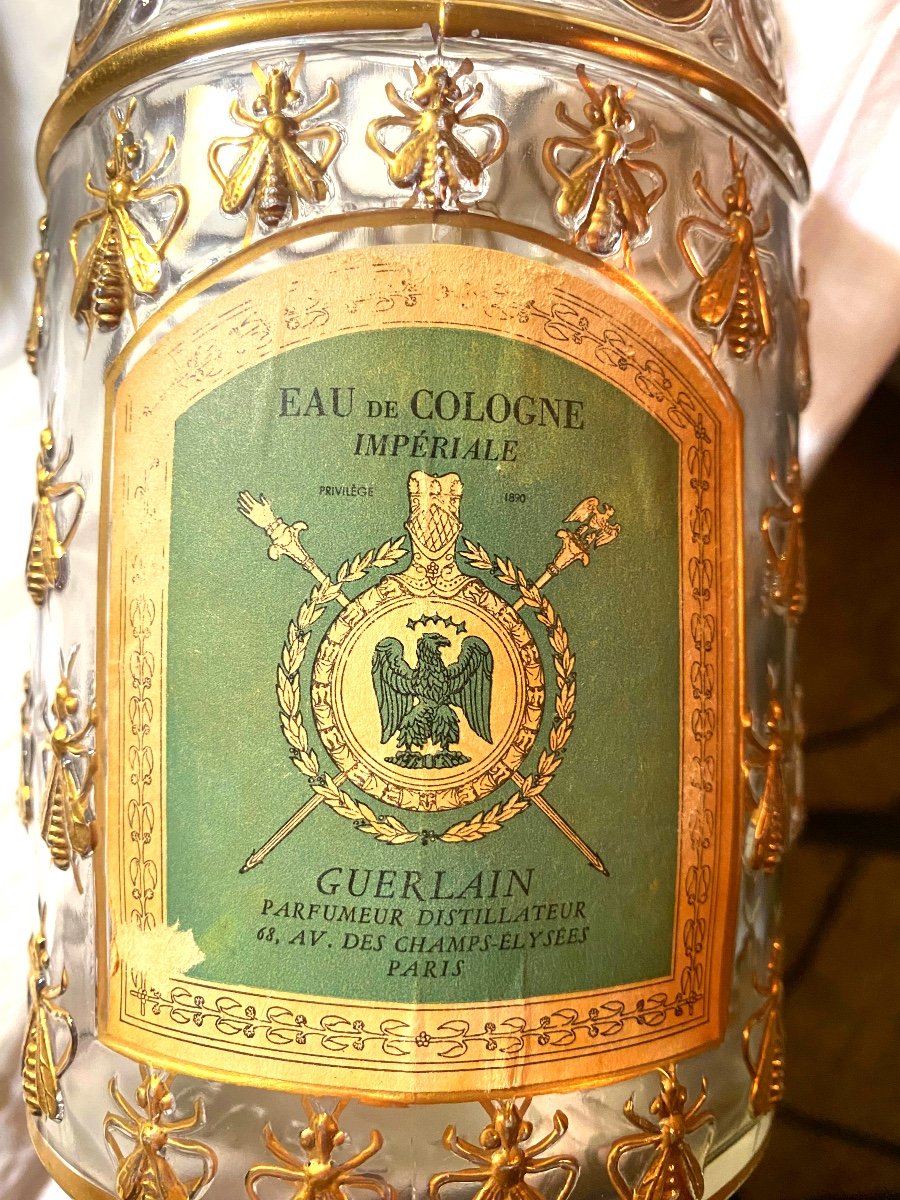 Grand Flacon de Guerlain étiqueté  "Eau De Cologne Impériale", avec abeilles à l'Or  Années 70-photo-8