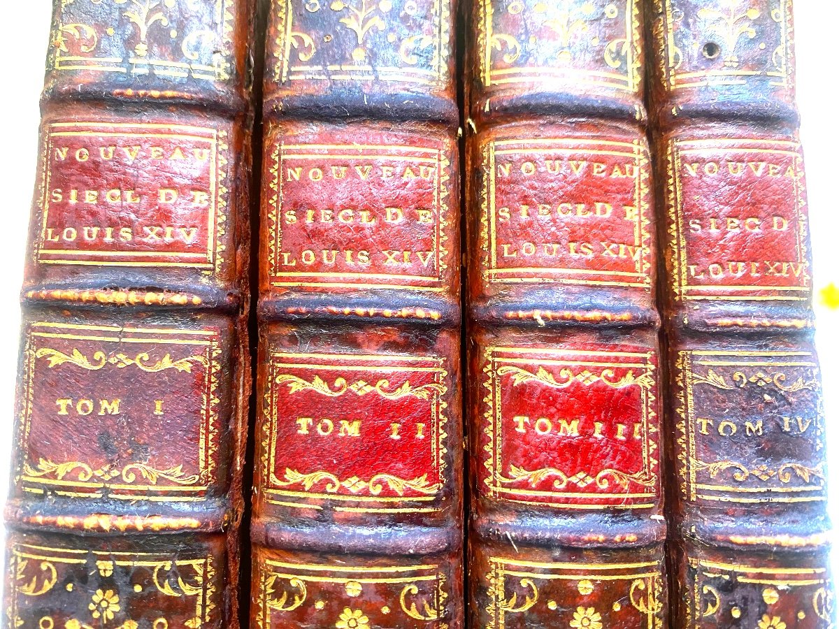 4 Volumes In 8 From 1768 "century Of Louis XIV" New Edition By Mr De Voltaire; With Louis XV-photo-2