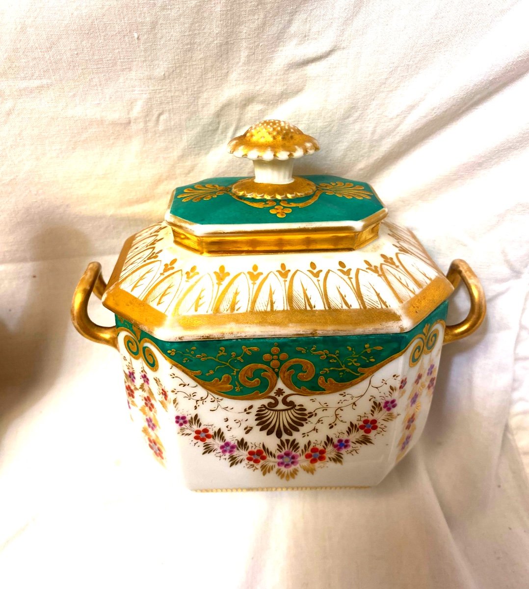 Beautiful Set Of A Rich   Bruxelles Sugar Bowl And Jug From The 19th Century-photo-3