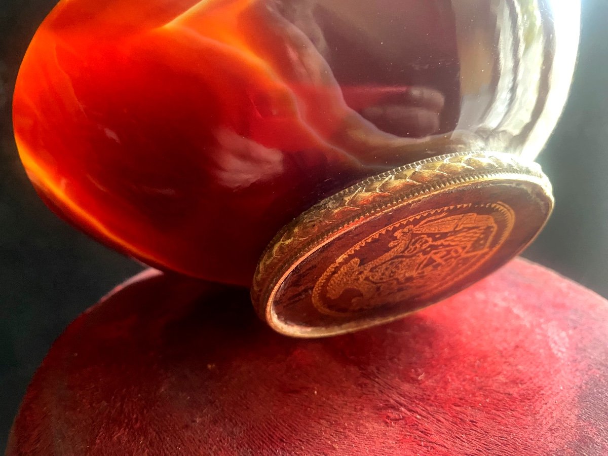 Arms With The "papal Mitre" Hollow Cup In Orange Veined Agate From The Early 19th Century Bronze Base,  -photo-6