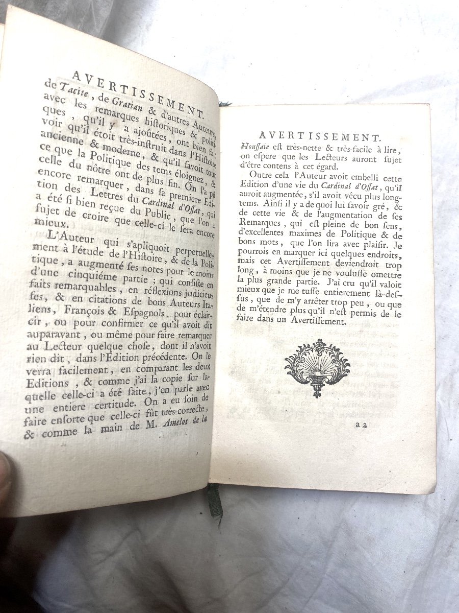 5 Beaux Volumes In12 "lettres Du Cardinal d'Ossat" Avec Des Notes d'Amelot De La Houssaie  1732-photo-1