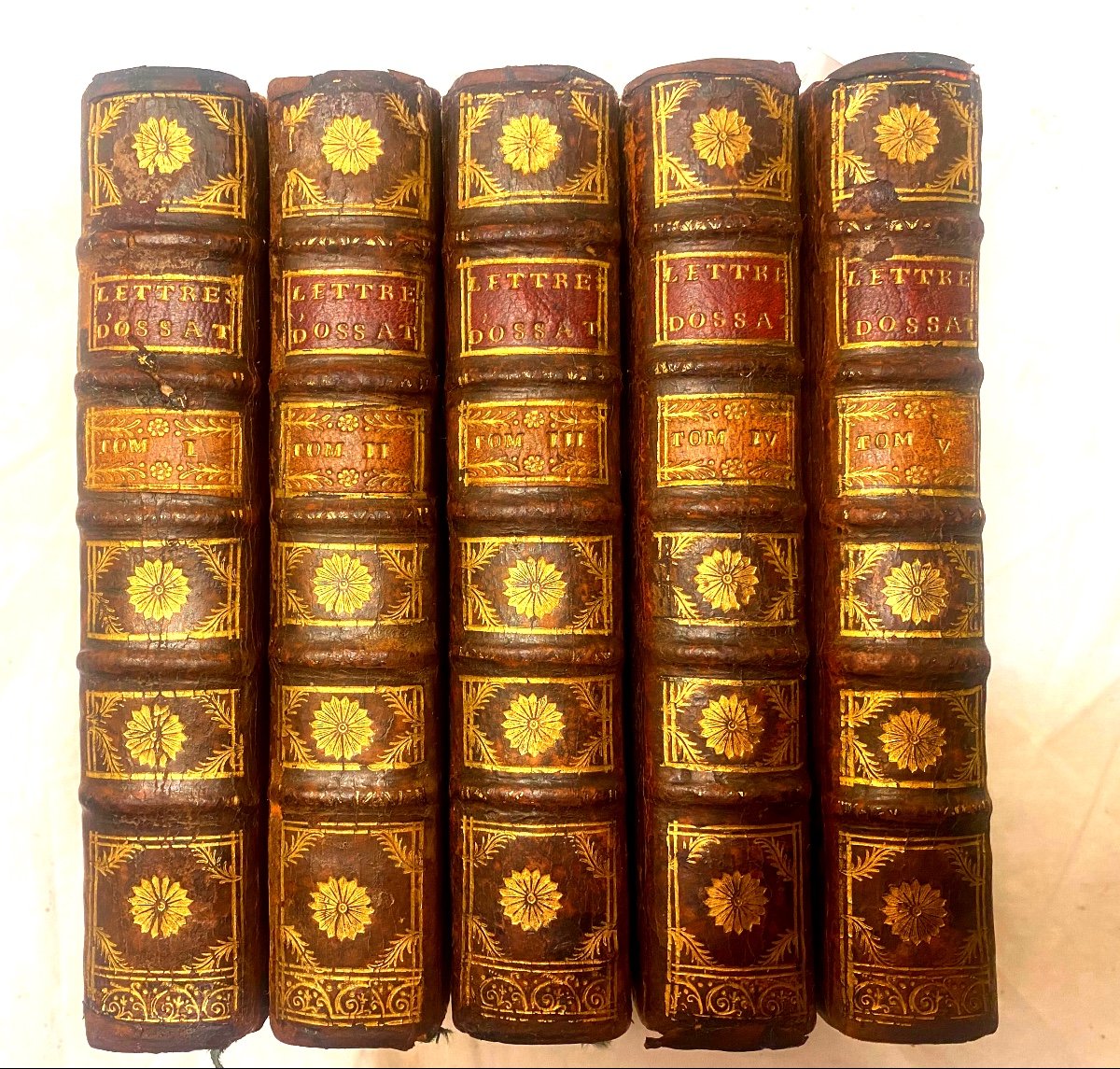 5 Beautiful Volumes In12 "letters From Cardinal d'Ossat" With Notes From Amelot De La Houssaie 1732