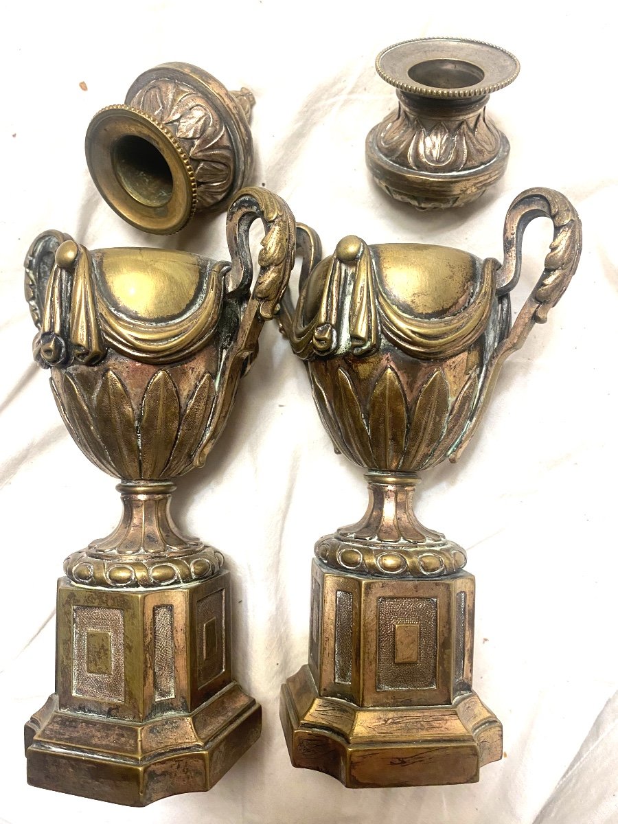 Rare Beautiful Pair Of "reversible" Bronze Candlestick Cassolettes In Garden Urn, Late 18th Century -photo-1