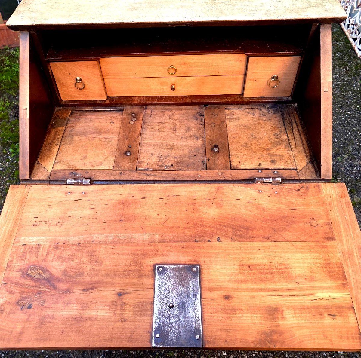 Charming Cherry Wood Sloping Desk, Almond Painted 18th Century Louis XV Transition Style, 1 Door -photo-3