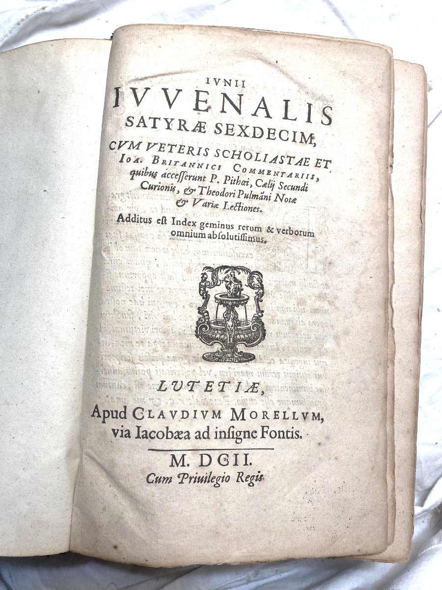 Rare 1602 Edition In A Strong Volume In 8 Of: "ivnii Jvvenalis Satyrae". Lutetiae Reliée Epo.-photo-4