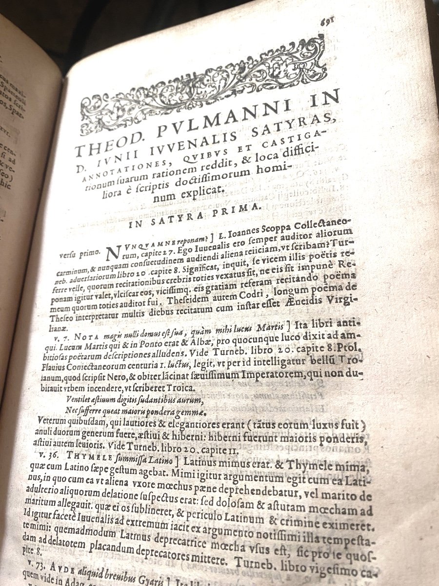 Rare 1602 Edition In A Strong Volume In 8 Of: "ivnii Jvvenalis Satyrae". Lutetiae Reliée Epo.-photo-5