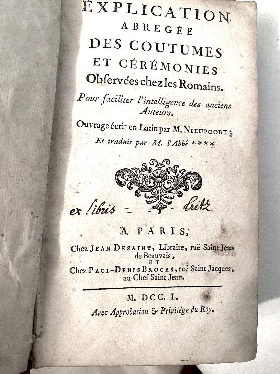 A Beautiful Volume In 12: Abridged Explanation Of The Customs And Ceremonies Of The Romans”. Paris 18th-photo-3