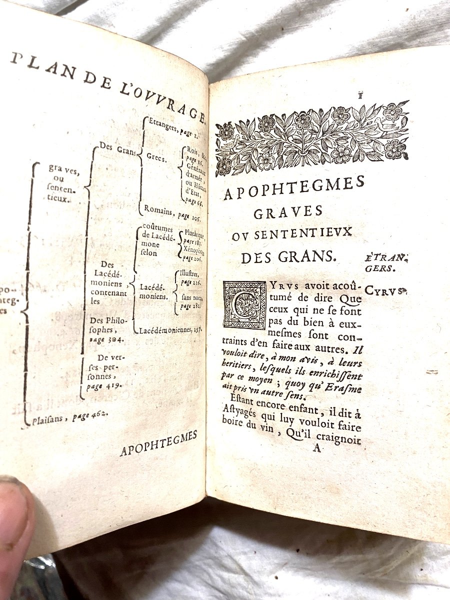 Strong Vol. In 12 With The Coat Of Arms In Paris 1664. "the Apophthegms Of The Ancients" Taken From Plutarch-photo-8