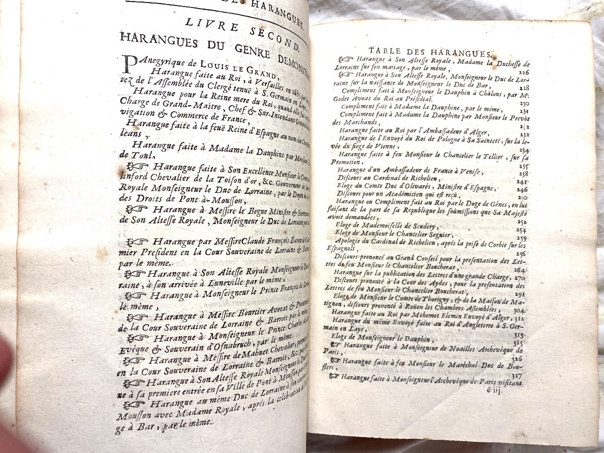 Vol. In 4 , 1713 : "Harangues Sur Toutes Sortes De Sujets Avec l'Art De Les Composer Vaumorière-photo-6