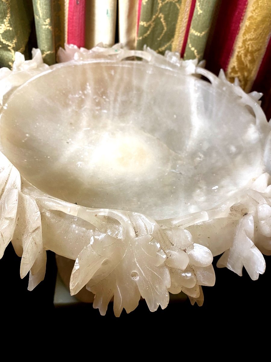  Beautiful Fruit Bowl, Italian Alabaster 19th Century, Crown Of Vine Branches And Three Dolphins-photo-2