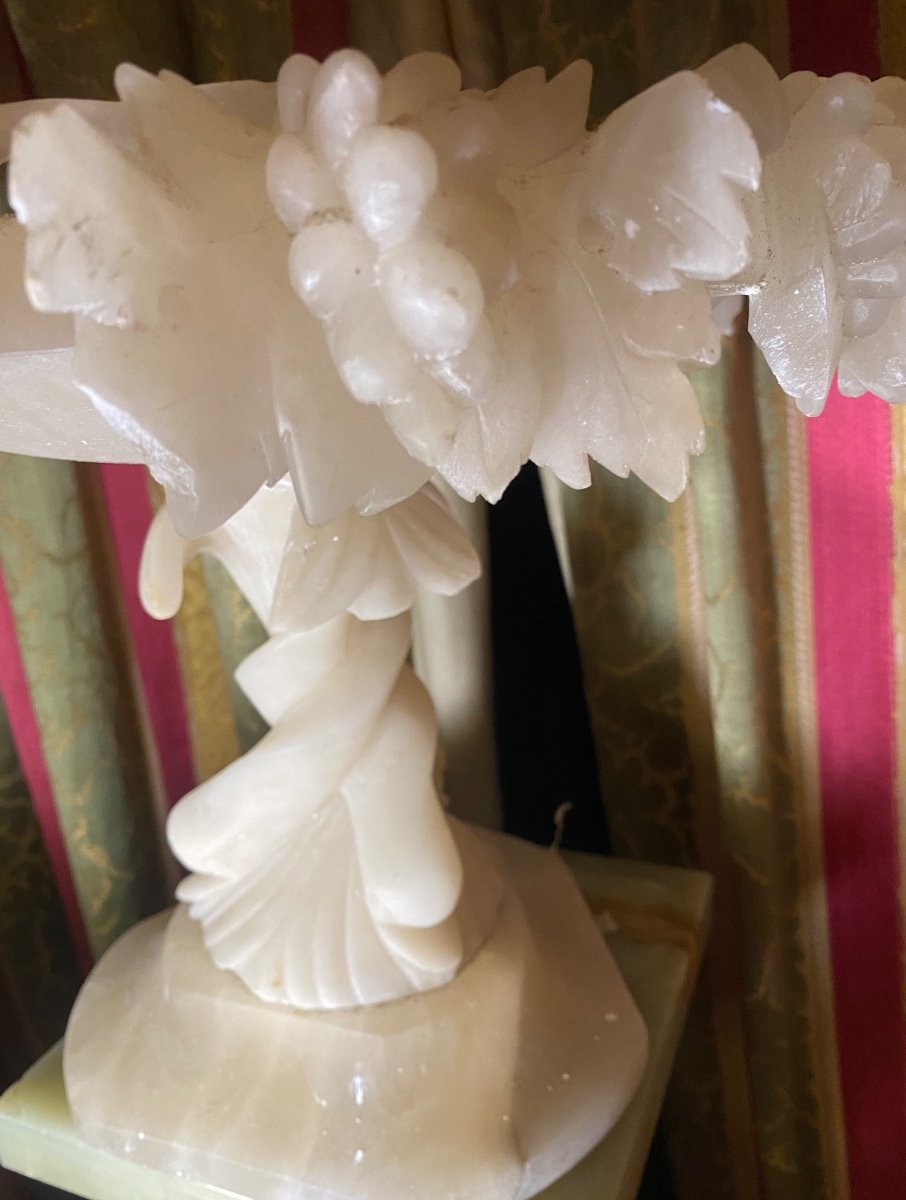  Beautiful Fruit Bowl, Italian Alabaster 19th Century, Crown Of Vine Branches And Three Dolphins-photo-8