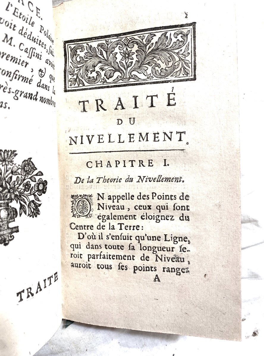 Beau" Traité Du Nivellement" Par M. Picard, Un Volume In 12 . A Paris, Chez Fr. Montalant 1728.-photo-2