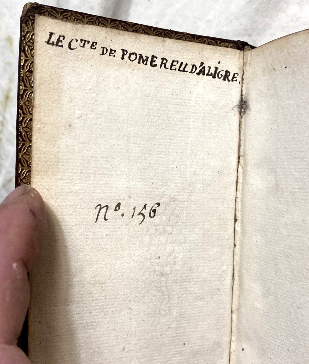 Historical Jewel: A 1648 Decorated Red Morocco Volume “the Memoirs Of Phil. De Commines”-photo-2