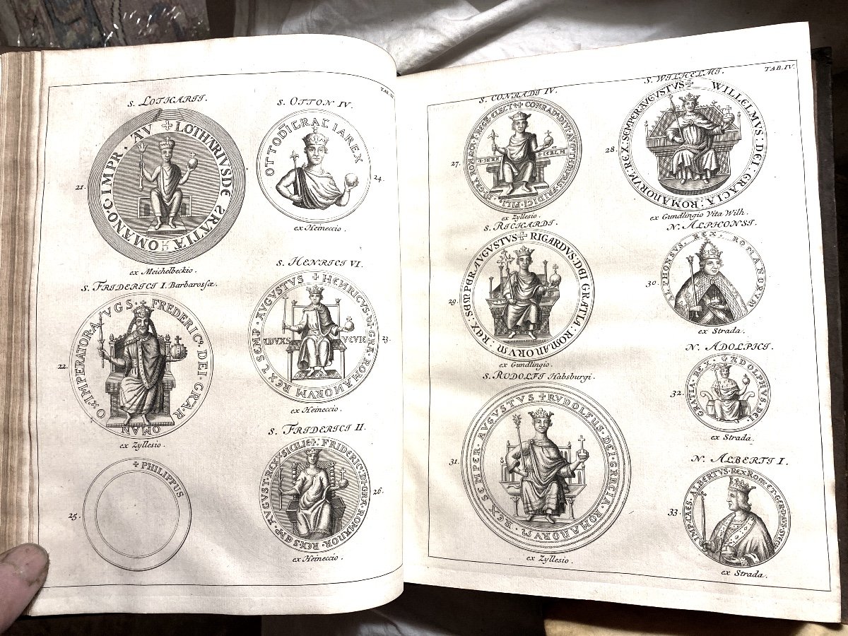 2 Beaux Vol.  In4 , Amsterdam, 1733 " Histoire De l'Empire" Par Mr. Heiss , Enrichie De Figures-photo-7