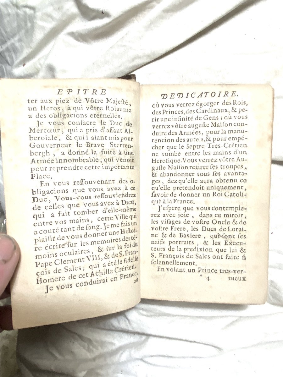 "l'Histoire De Filipe Emanuel De Loraine Duc De Mercoeur": Un Volume Pet. In 12, A Cologne 1689-photo-2