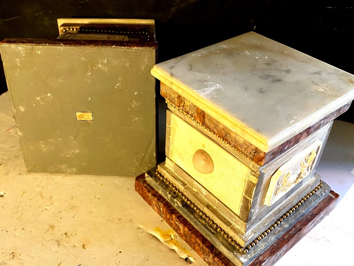 Beautiful Pair Of Pedestal Bases In Various Marbles With Square Section And High Relief Sides-photo-2