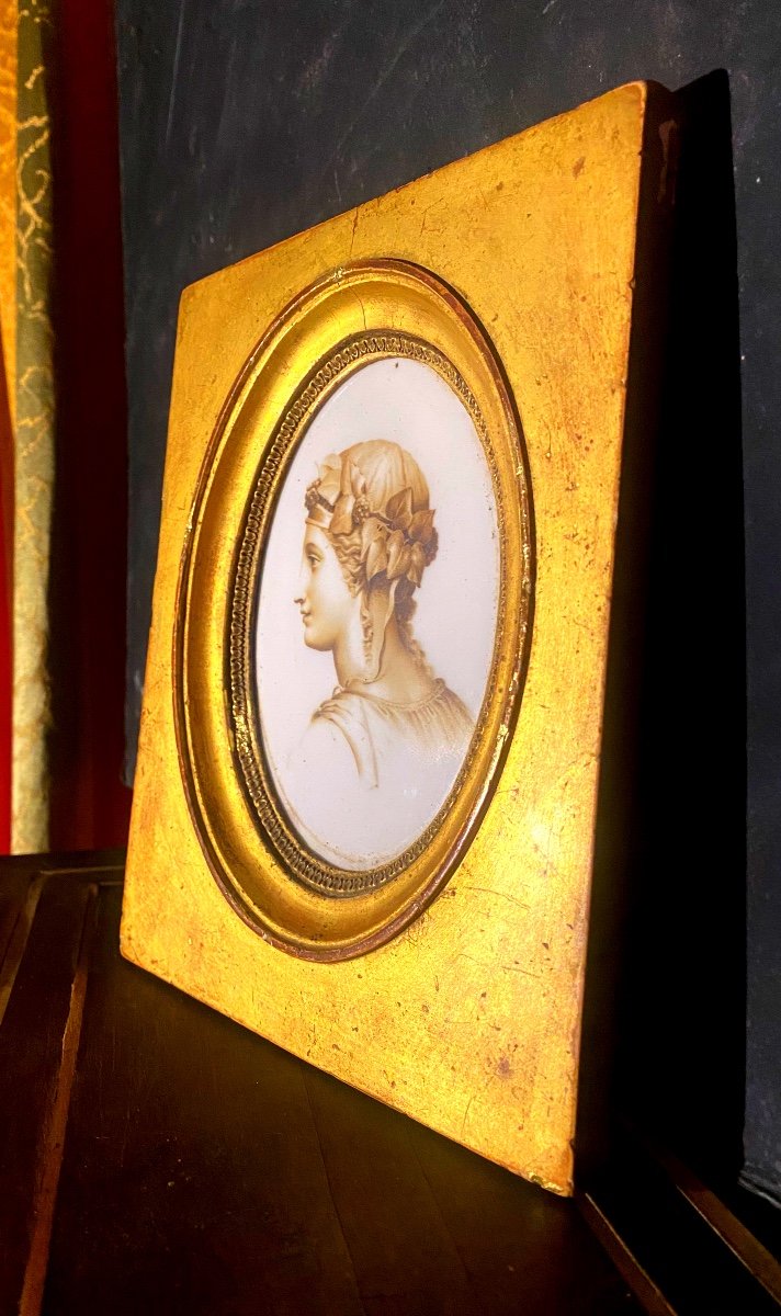 Beautiful "neo-classical" Oval Portrait Of A Woman On A Framed Porcelain Plaque Circa 1810-photo-4