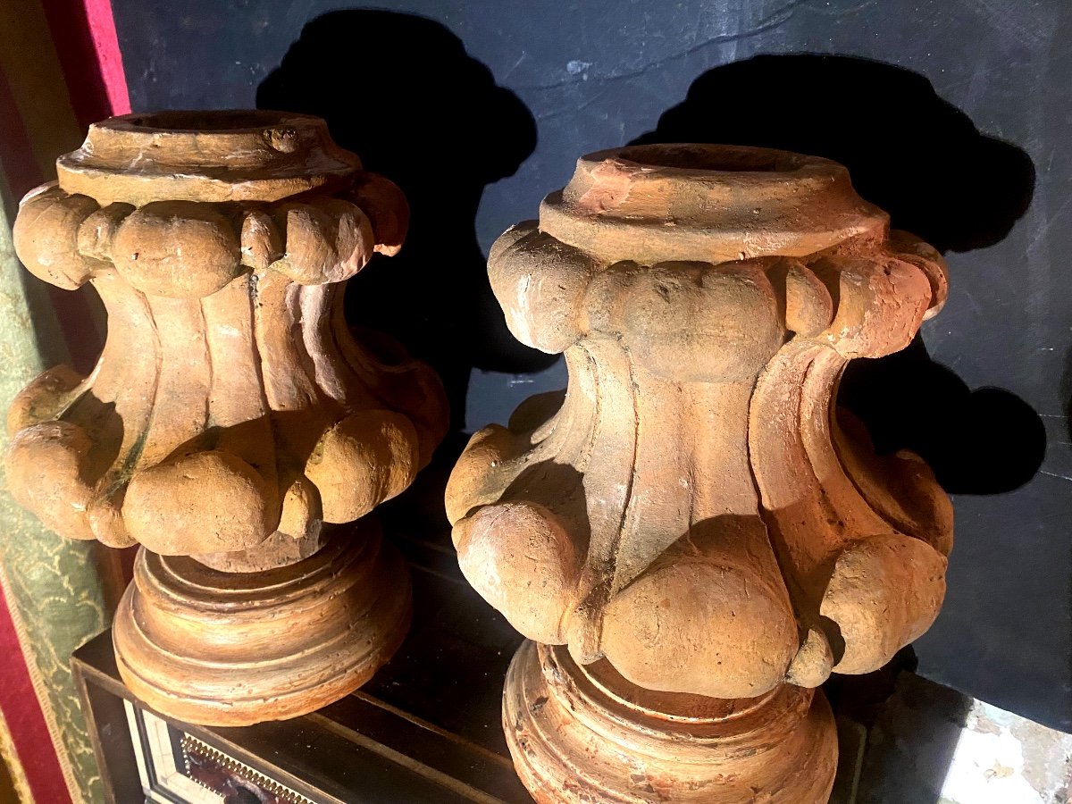 Decorative Pair Of 18th Century Elements. Castelnaudary Terracotta Plume Roof Punches-photo-3