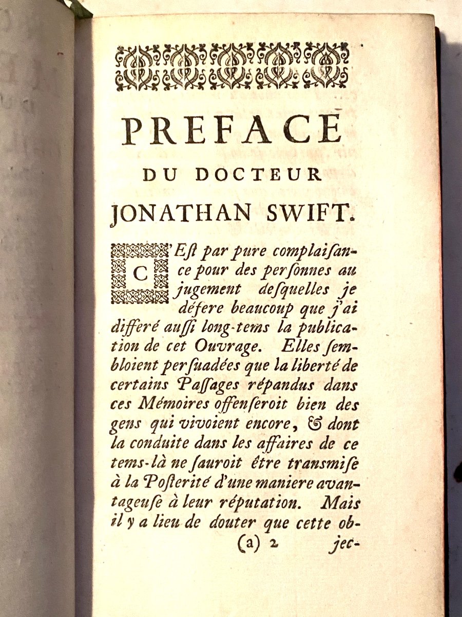 "new Memoirs Of The Knight William Temple": 1 Volume In 12. . To Arms. At The Hague 1729-photo-2