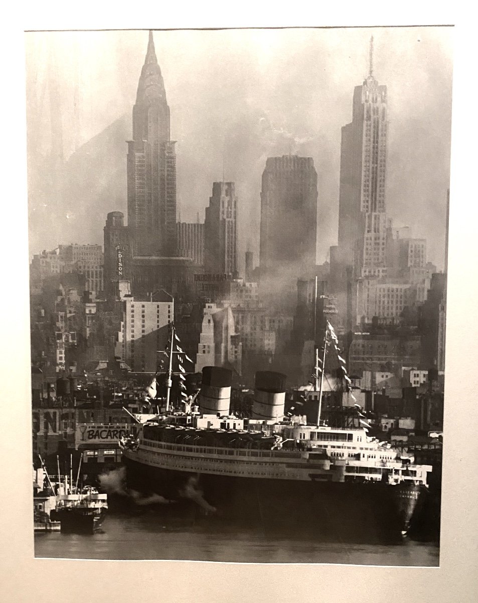 Grand Tirage Photo Agrandi Du Quenn Elisabeth Dans Le Port De New-York , Par Andréas Feininger -photo-3