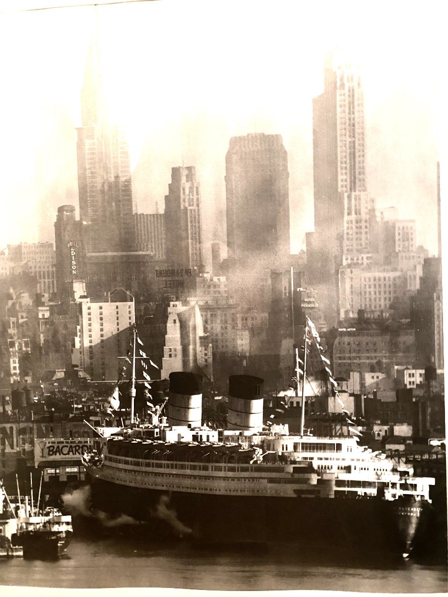 Grand Tirage Photo Agrandi Du Quenn Elisabeth Dans Le Port De New-York , Par Andréas Feininger -photo-8