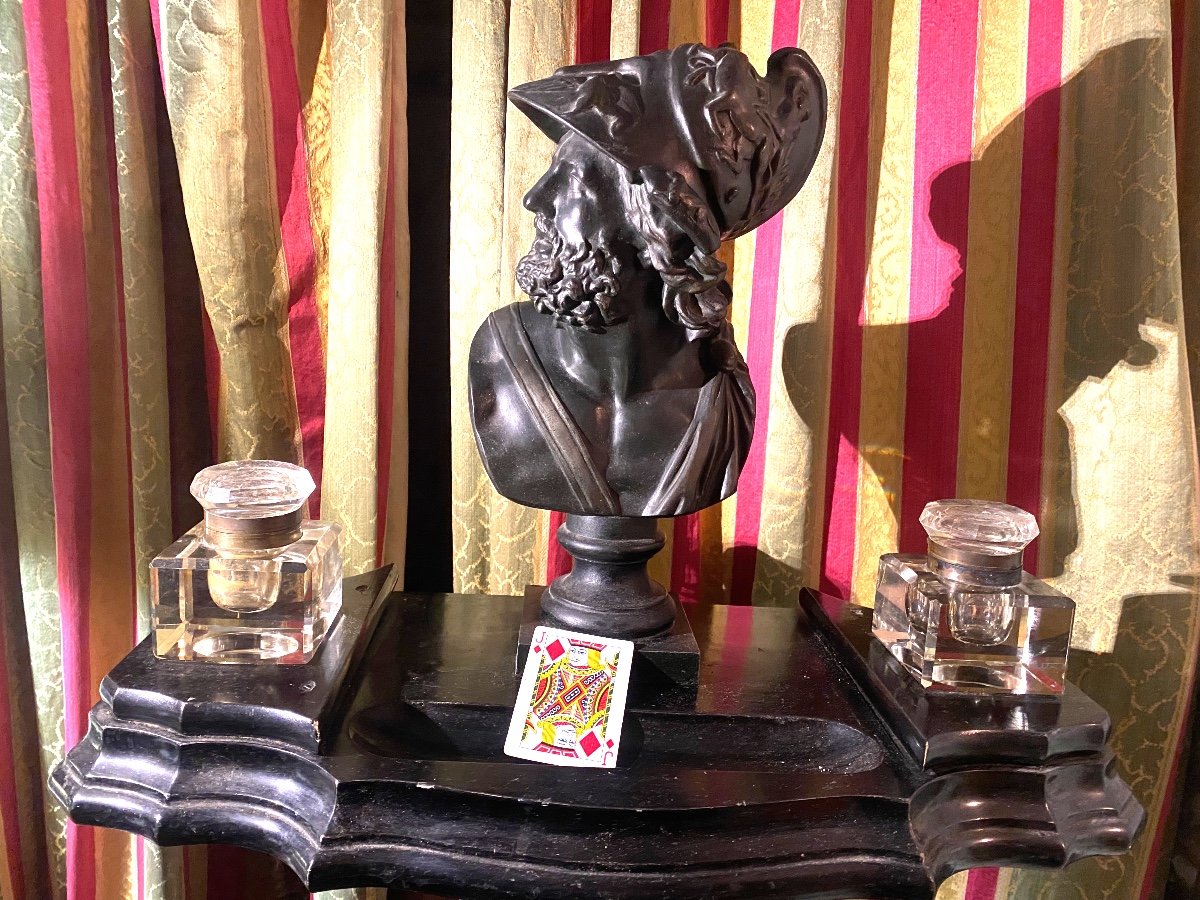 Rare Beautiful Giant Napoleon III Inkwell And Its Two Square Crystal Bottles And Bust Of Pericles