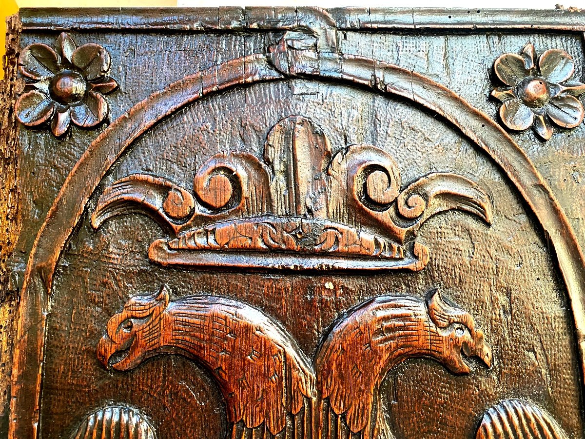 Renaissance Furniture Panel In Patinated Walnut With: Crowned "double-headed Eagle" Framed With Flowers-photo-3