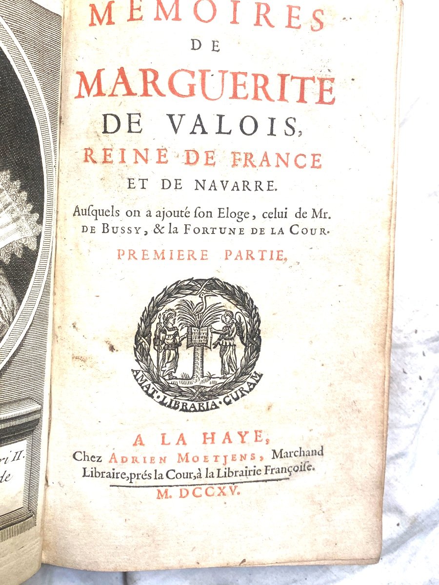 In A Jansenist Binding "memoirs Of Marguerite De Valois", 1 Vol. In 12? In The Hague. 1715-photo-3