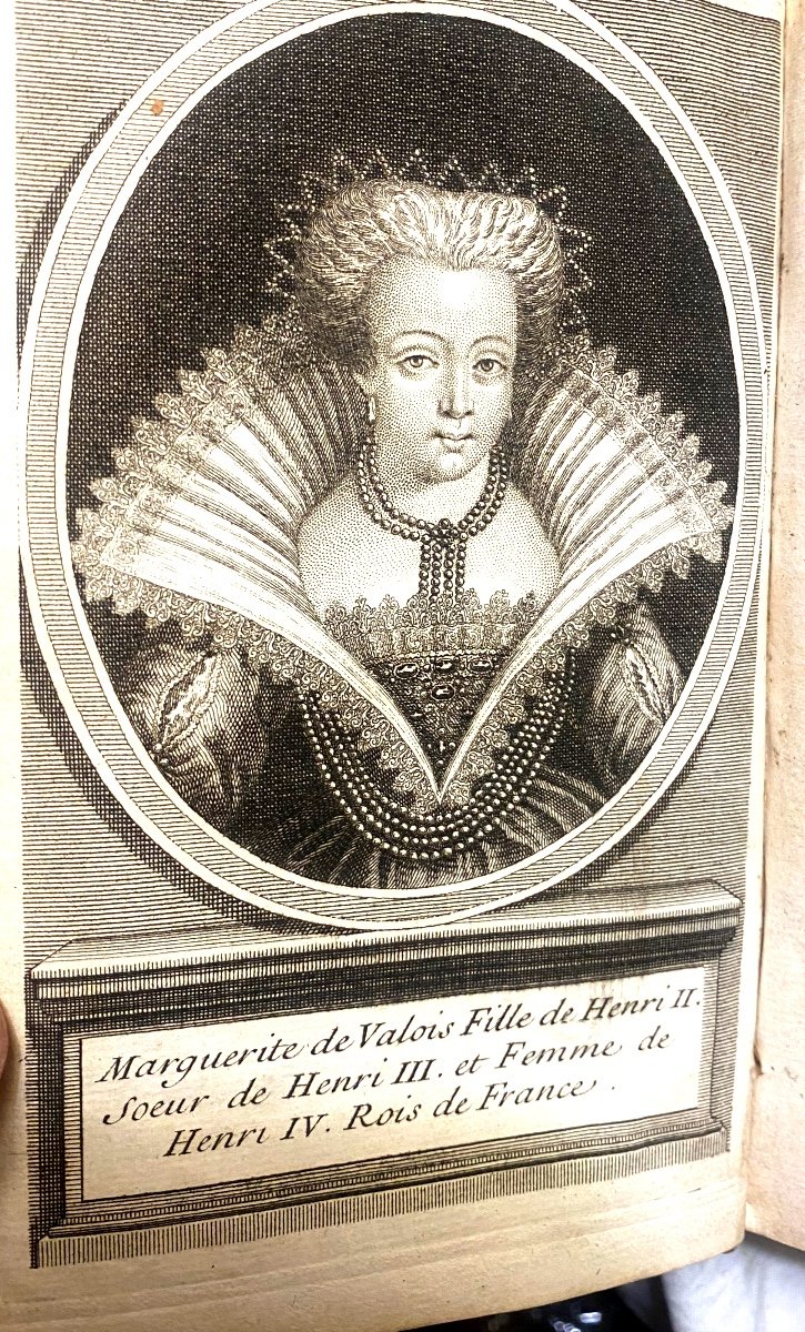 In A Jansenist Binding "memoirs Of Marguerite De Valois", 1 Vol. In 12? In The Hague. 1715-photo-4